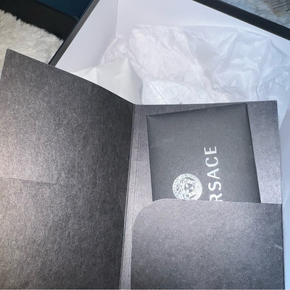 Versace Lilac La Medusa bag - Picture 13 of 14